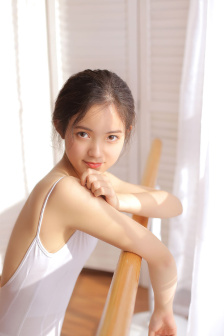 硬糖少女303